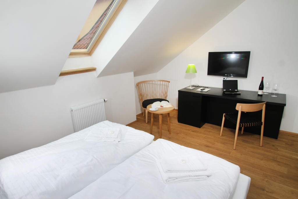 Hotel Agnes Bohdaneč Habitación foto